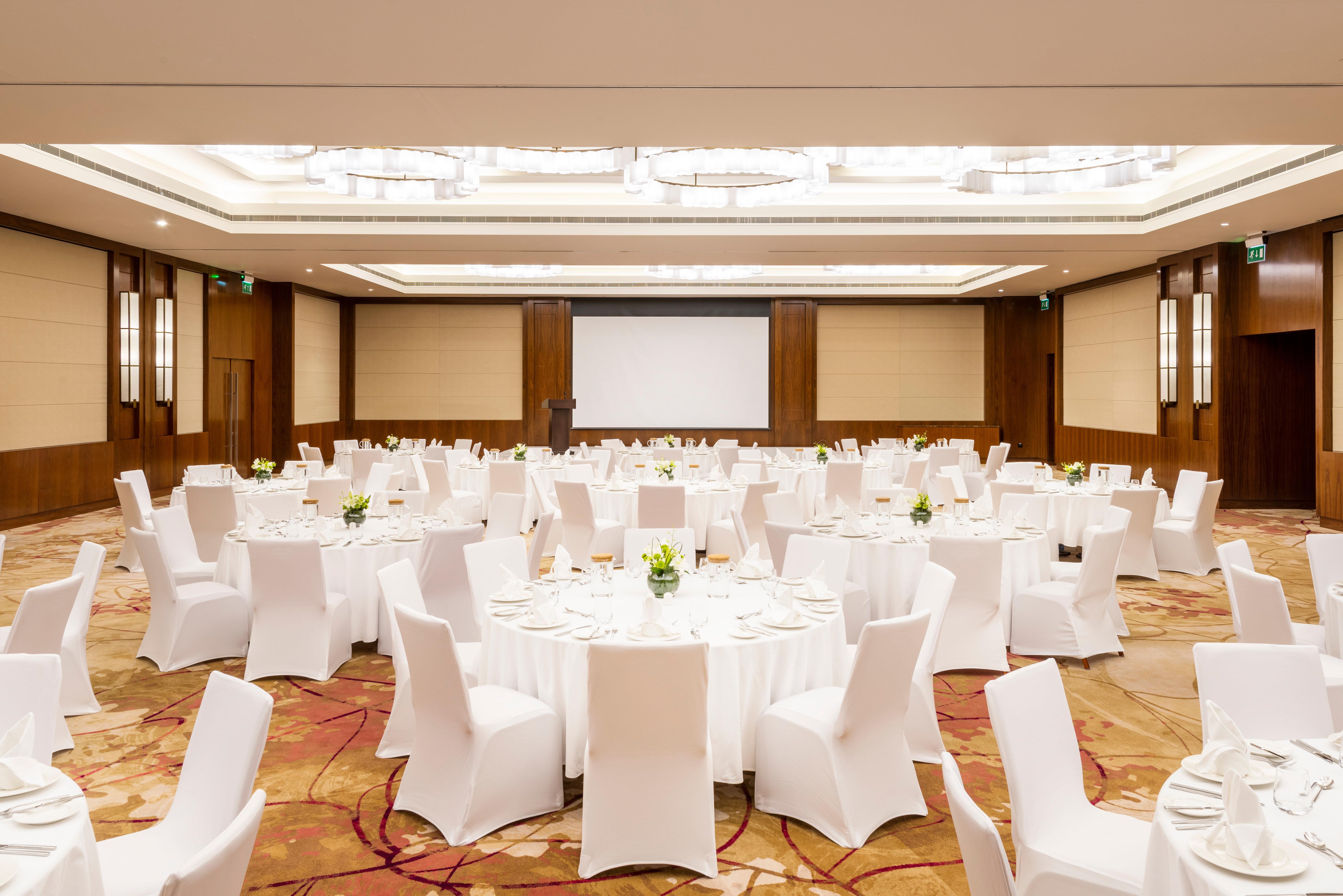 Crowne Plaza Muscat Ocec By Ihg Hotel Eksteriør billede