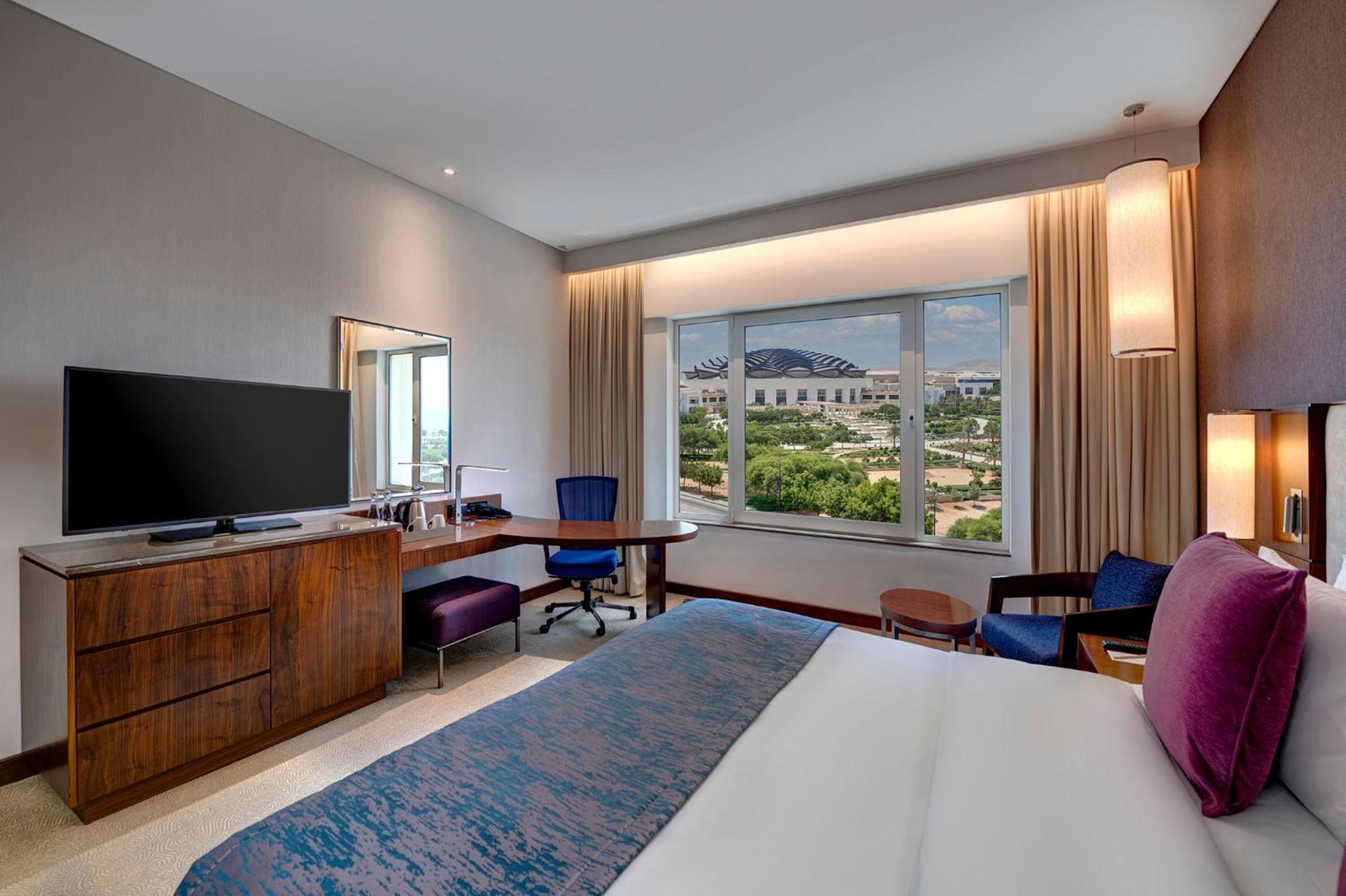Crowne Plaza Muscat Ocec By Ihg Hotel Eksteriør billede