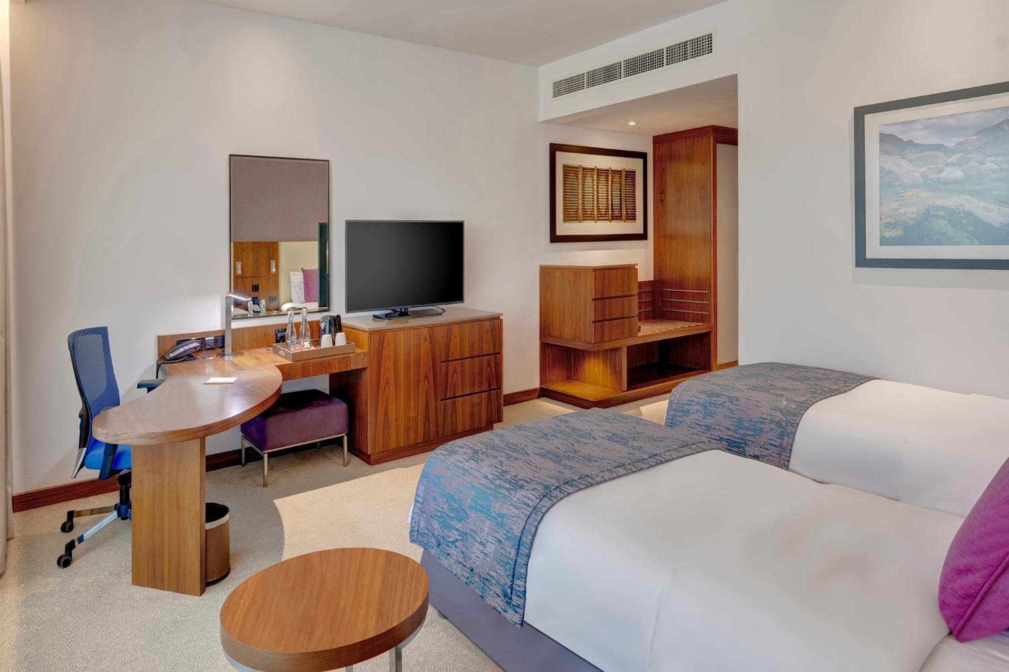 Crowne Plaza Muscat Ocec By Ihg Hotel Eksteriør billede
