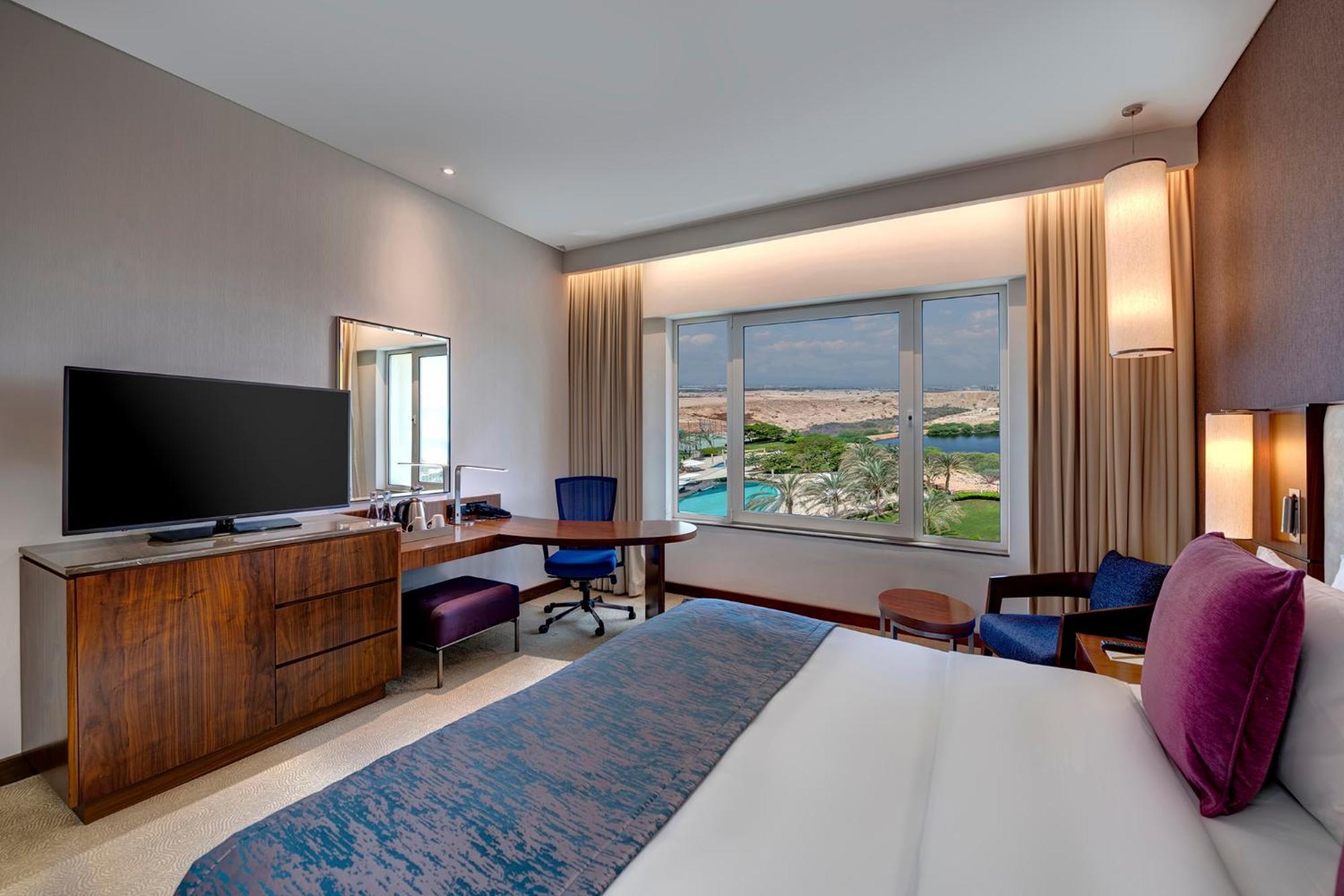 Crowne Plaza Muscat Ocec By Ihg Hotel Eksteriør billede