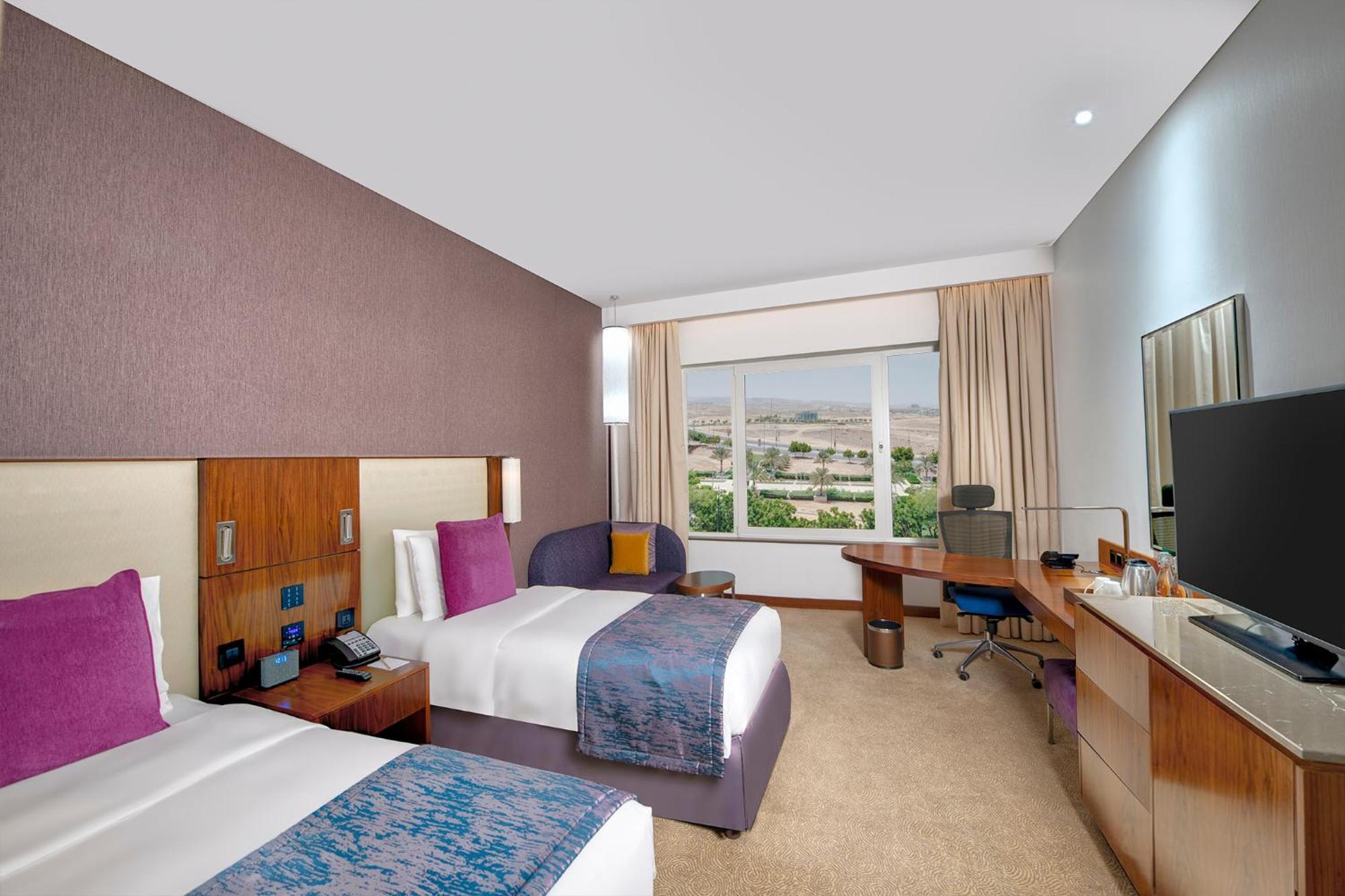 Crowne Plaza Muscat Ocec By Ihg Hotel Eksteriør billede
